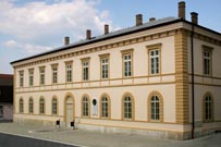A múzeum és könyvtár közös épülete