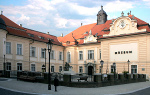 Podunajské múzeum - hlavná budova